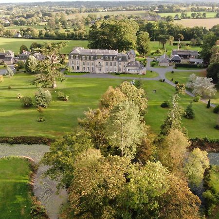 Chateau Des Monts Barbeville Exterior photo